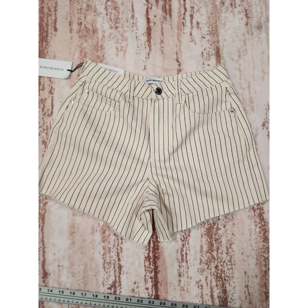 NWT WeWoreWhat High-Rise Striped Denim Shorts Raw Hem Cream Size 26